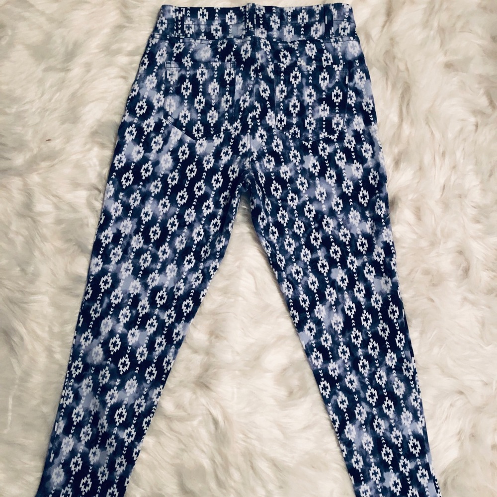 Patterned Jeggings - Picture 2 of 5
